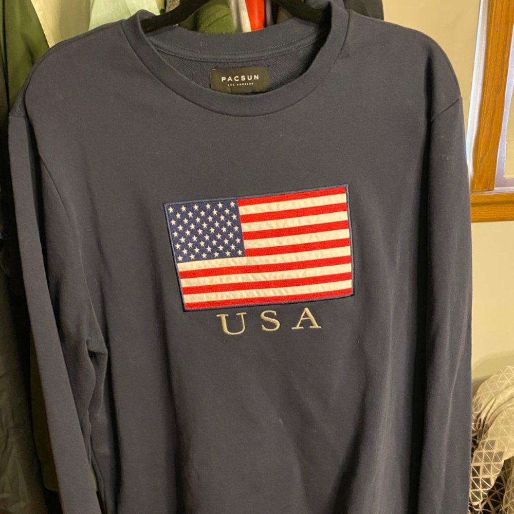 USA Pacsun Crewneck